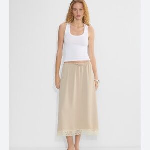 Aritzia Iris Skirt